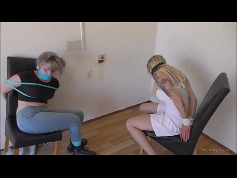 ❤️ צוגעבונדן / צוגעבונדן און געגאסען / מיידל אין נויט באַרען ווידעא ביי אונדז yi.wassell.ru ❌❤